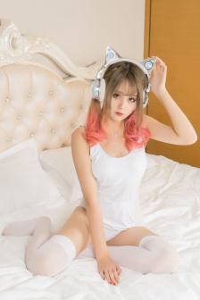 女长期自慰不伸进去导致漏尿